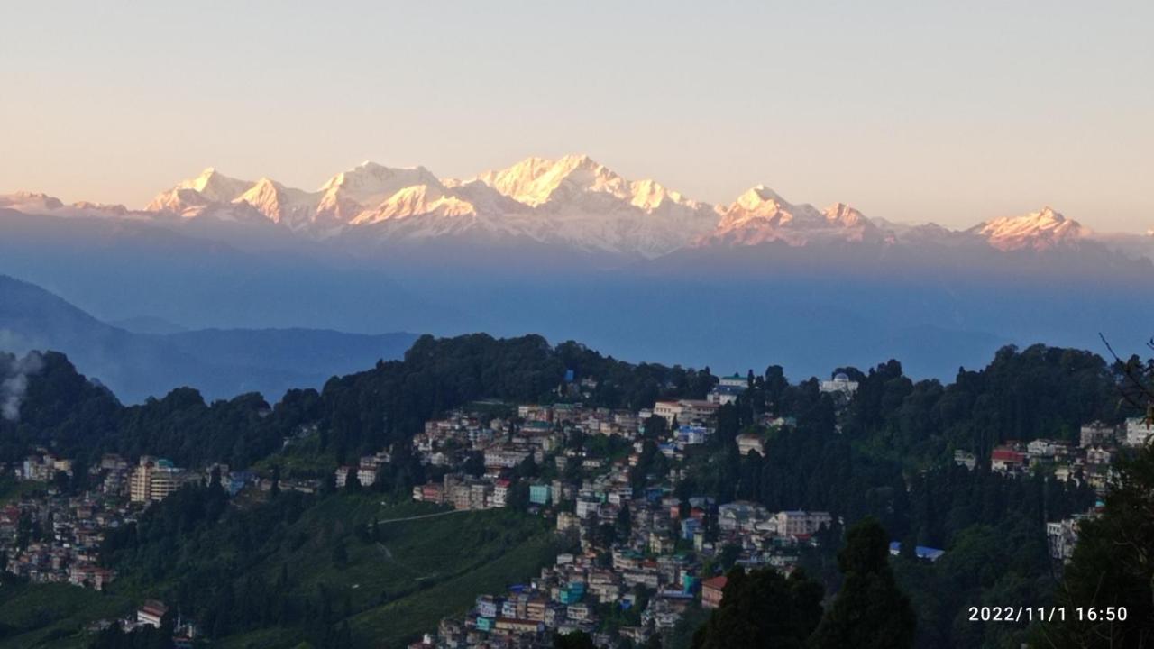 Blue Horizon Homestay Darjeeling  Exterior photo